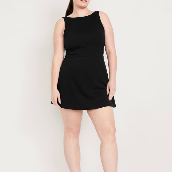 Old Navy Studio Smooth Athletic Dress - Picture 3 of 5